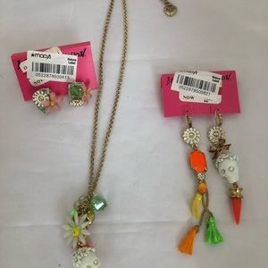 BETSEY JOHNSON JEWELRY SET